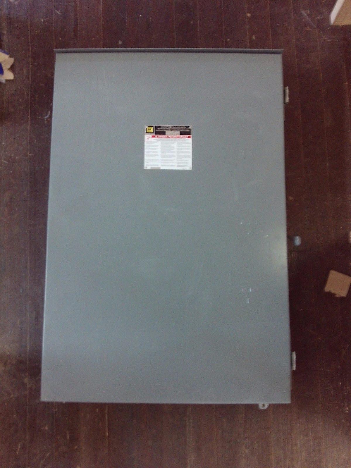 Safety switch, double throw, non fusible, 400A, 600V, 3 poles, NEMA 3R