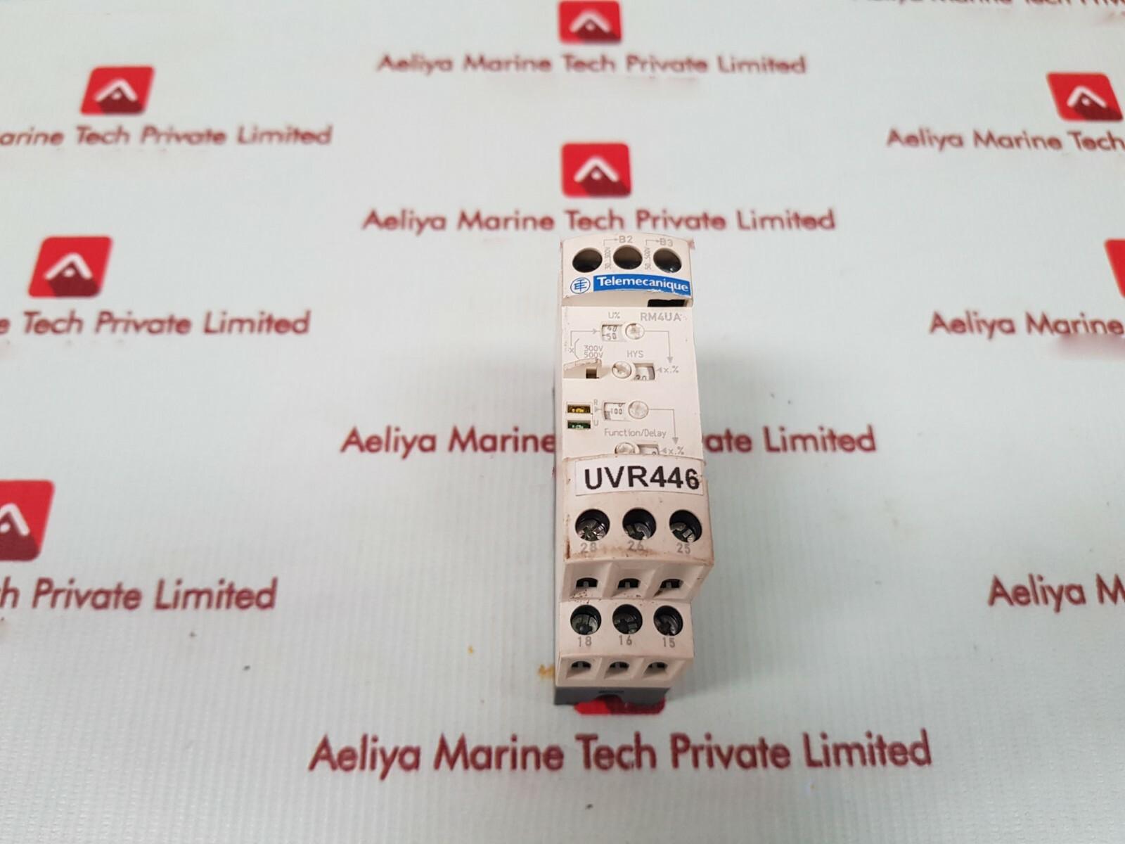 RM4UA33M Control Relay 220-240V 50/60Hz
