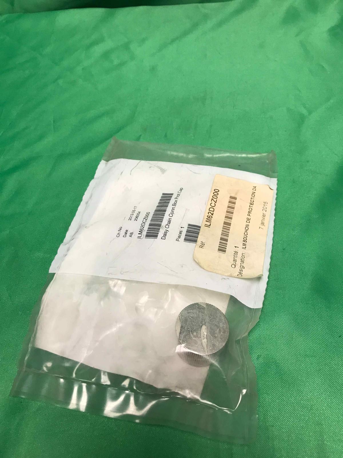 Lexium 62 ILM Protective cap for power cable connection