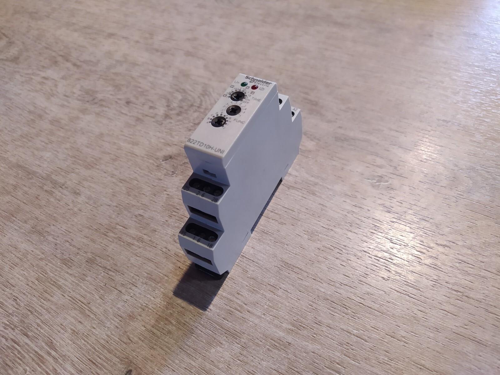 Time delay relay, Multifunction, DPDT, 100 ms to 10 days, 8 time scales, 10 time functions, DIN mounting support, 15A, 12...240V AC/DC