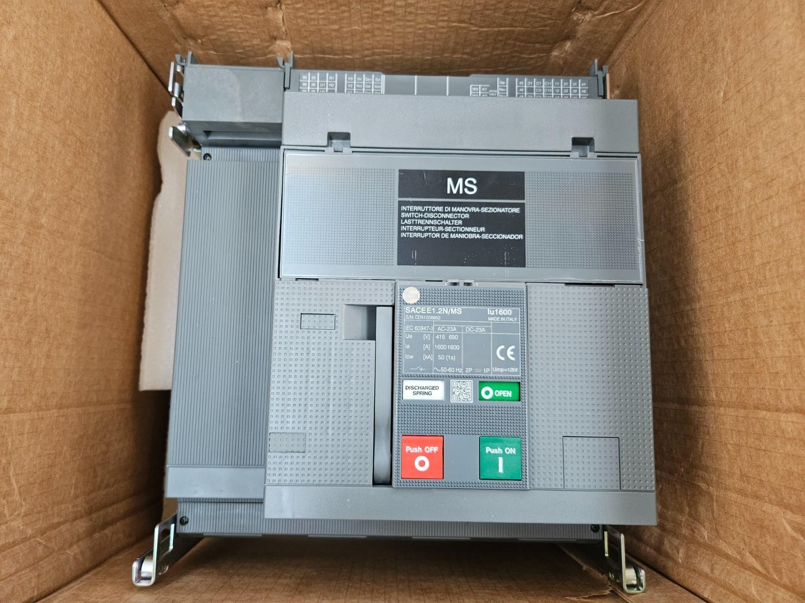 E1.2C 1600 Ekip Touch LSI 4p WMP