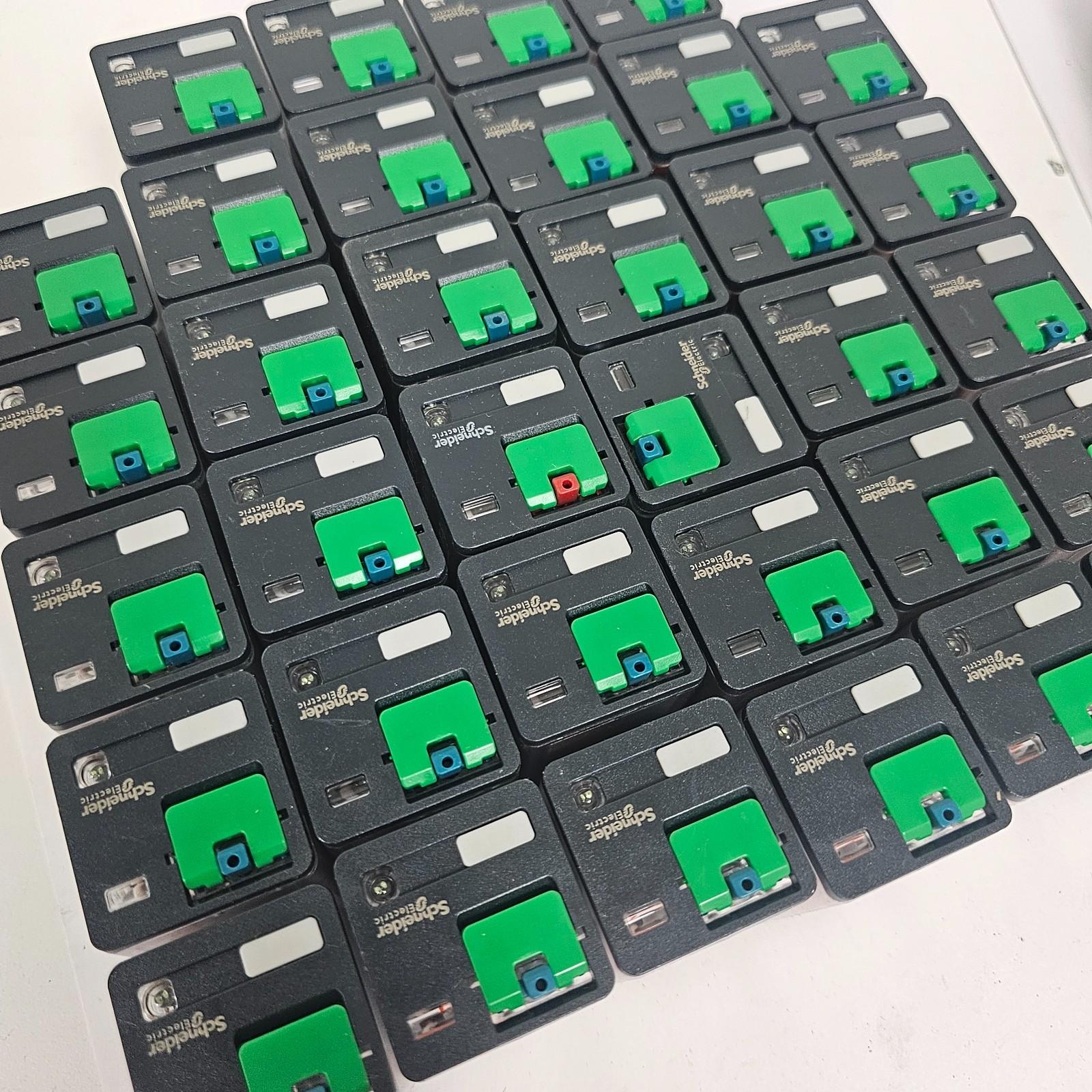 Plug-in electromechanical relay, General Purpose Relays, 788 R, 3PDT, LED clear cover, lock push button, blade terminal, 10A, 24V DC, 3NC + 3NO