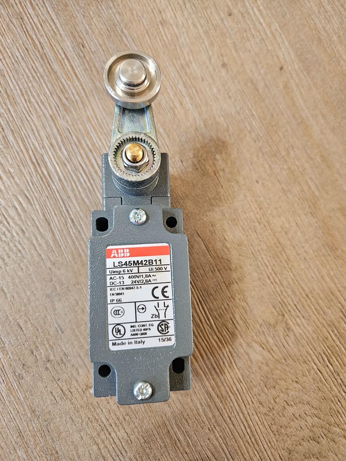 LMT SW 40MM 22MM SS ROLLER LVR