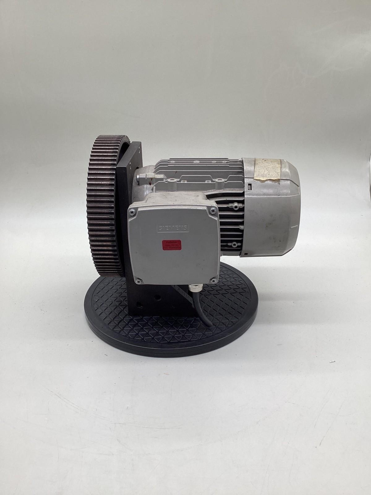MOTOR, LOW-VOLTG. SQUIRREL-CAGE, 80M