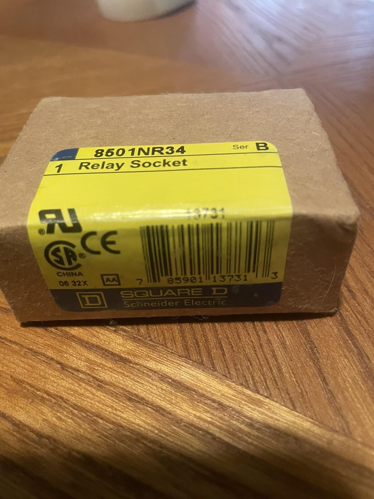 Relay Socket, Harmony 8501R, 14 pins, double tiered screw clamp terminals, DIN rail/panel mount, 10A, 300V AC