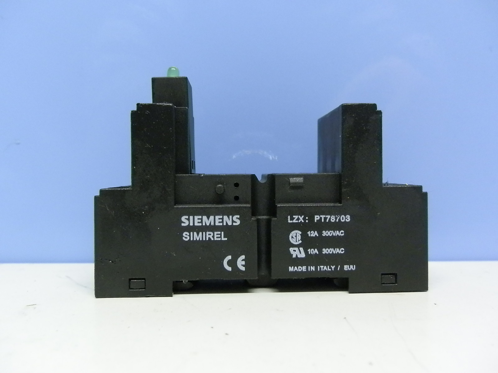 SIEMENS - Image 1