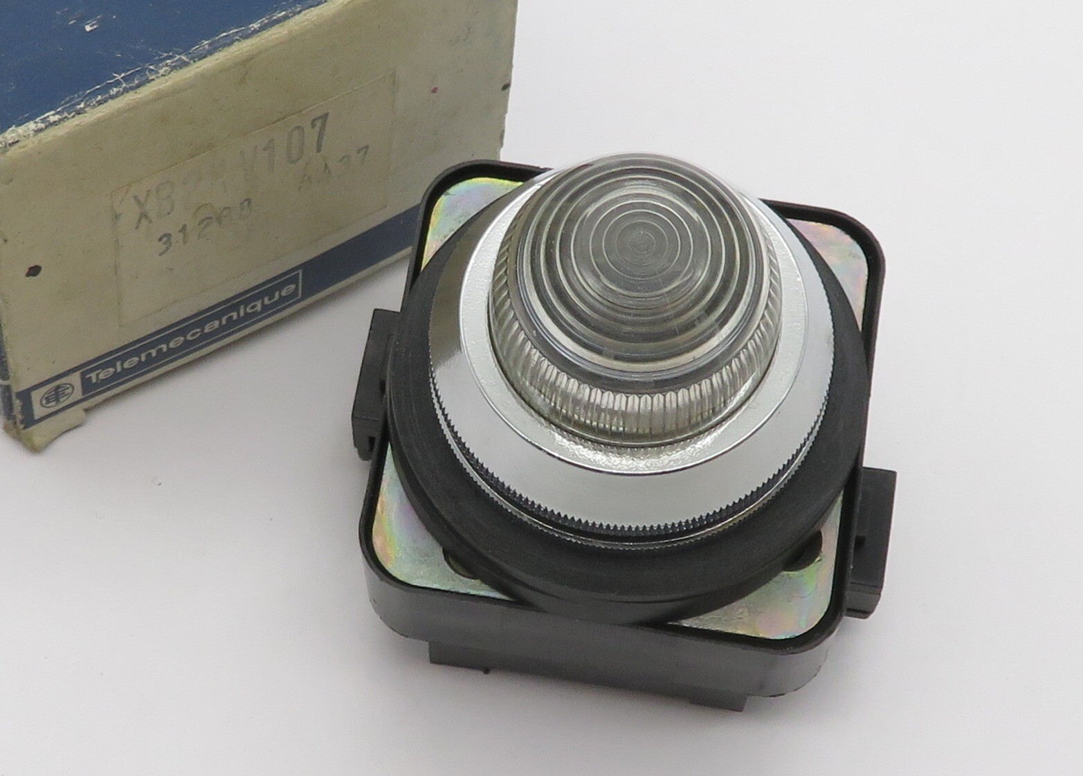 SCHNEIDER ELECTRIC - Image 1