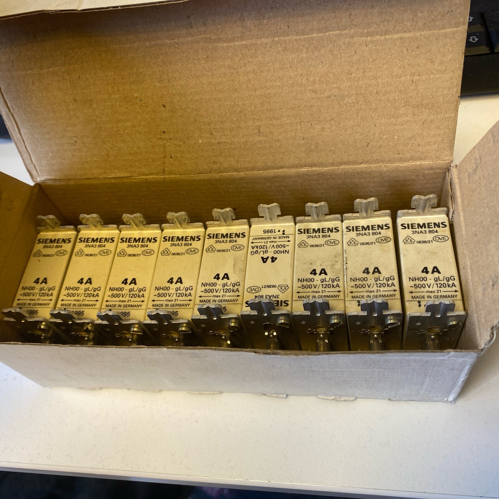 SIEMENS - Image 1