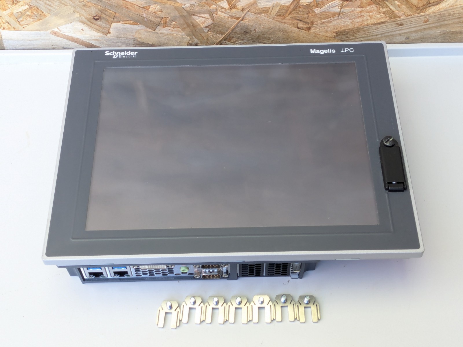 SCHNEIDER ELECTRIC - Image 1