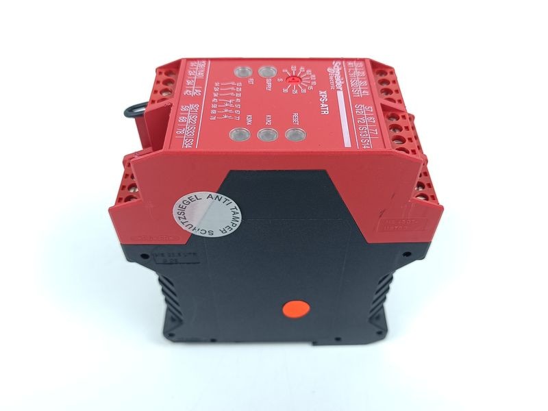 SCHNEIDER ELECTRIC - Image 1