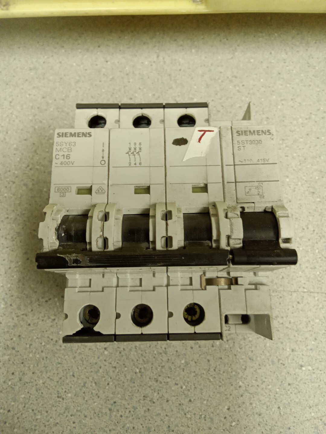 SIEMENS - Image 1