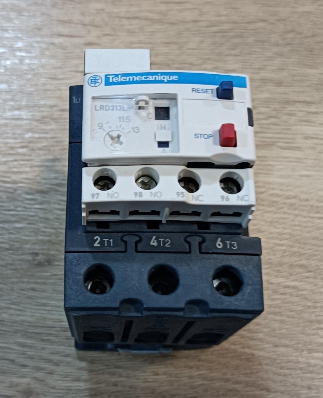 SCHNEIDER ELECTRIC - Image 1