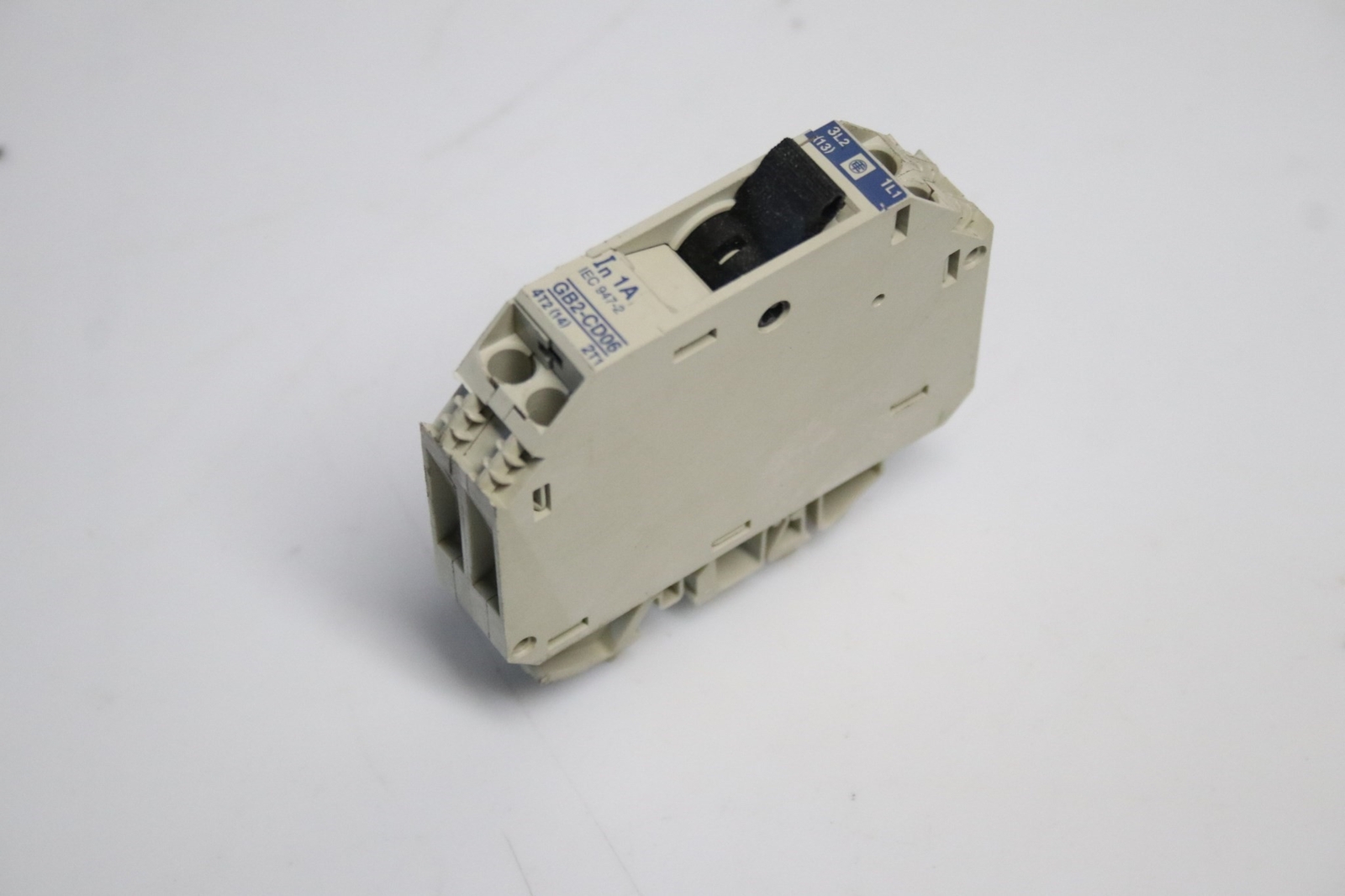 SCHNEIDER ELECTRIC - Image 1