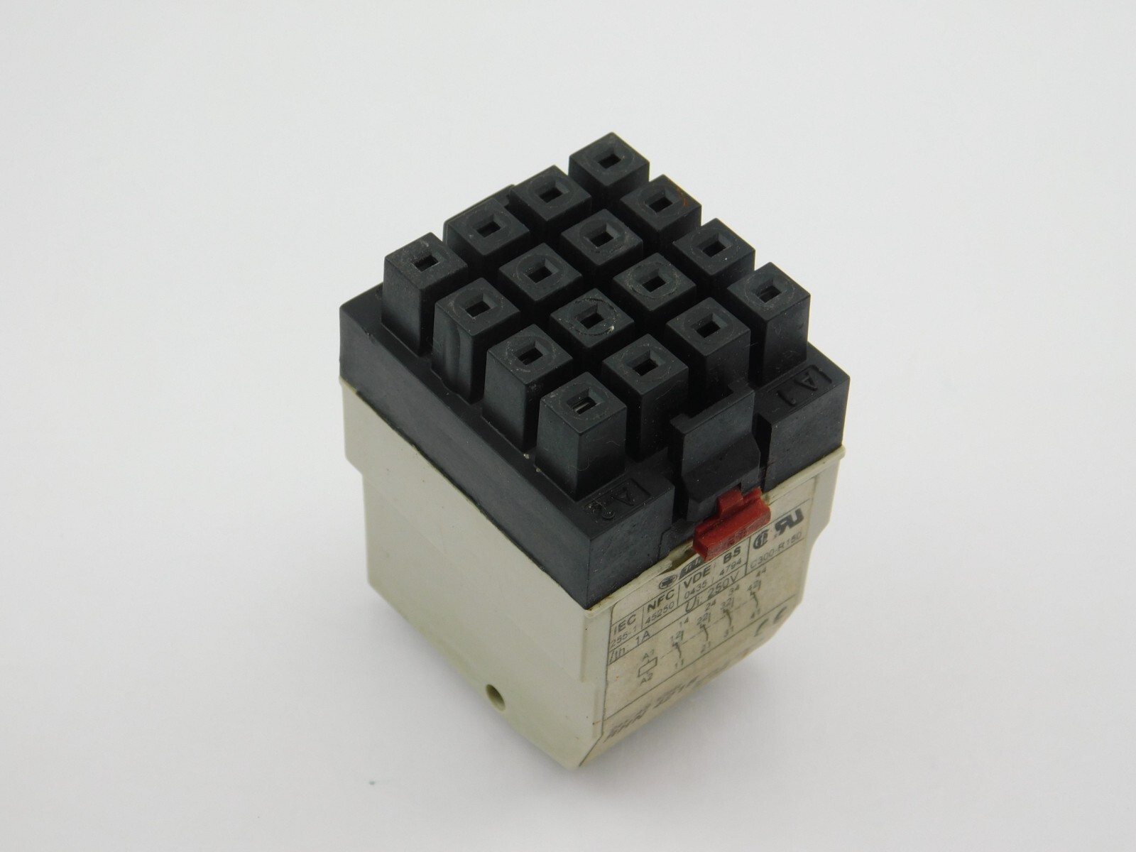SCHNEIDER ELECTRIC - Image 1