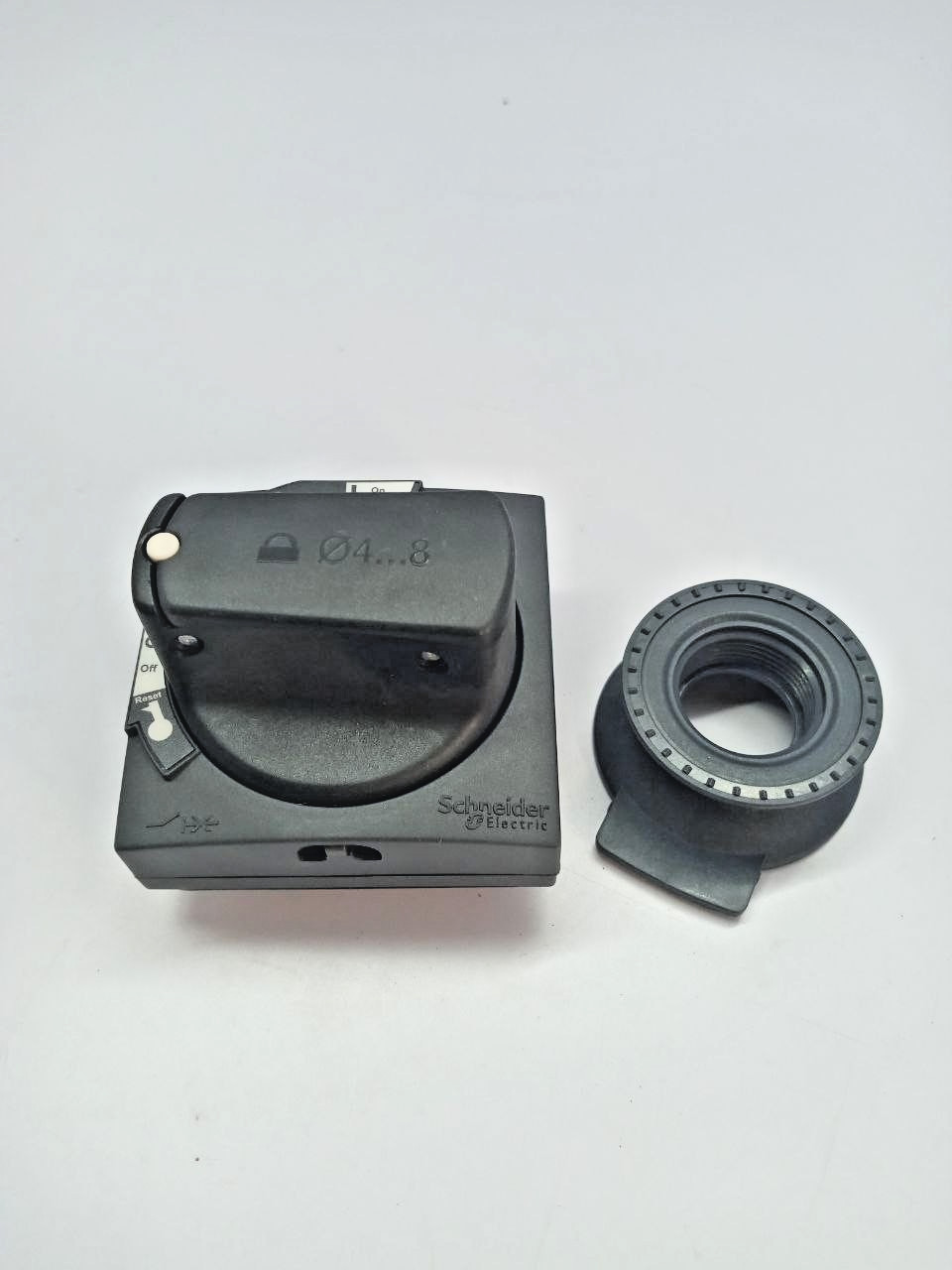 SCHNEIDER ELECTRIC - Image 1