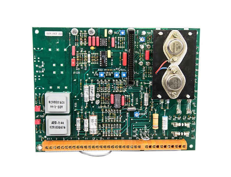 AEG - Image 1