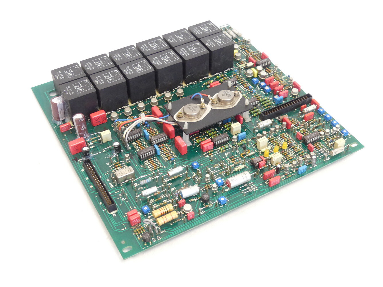 AEG - Image 1