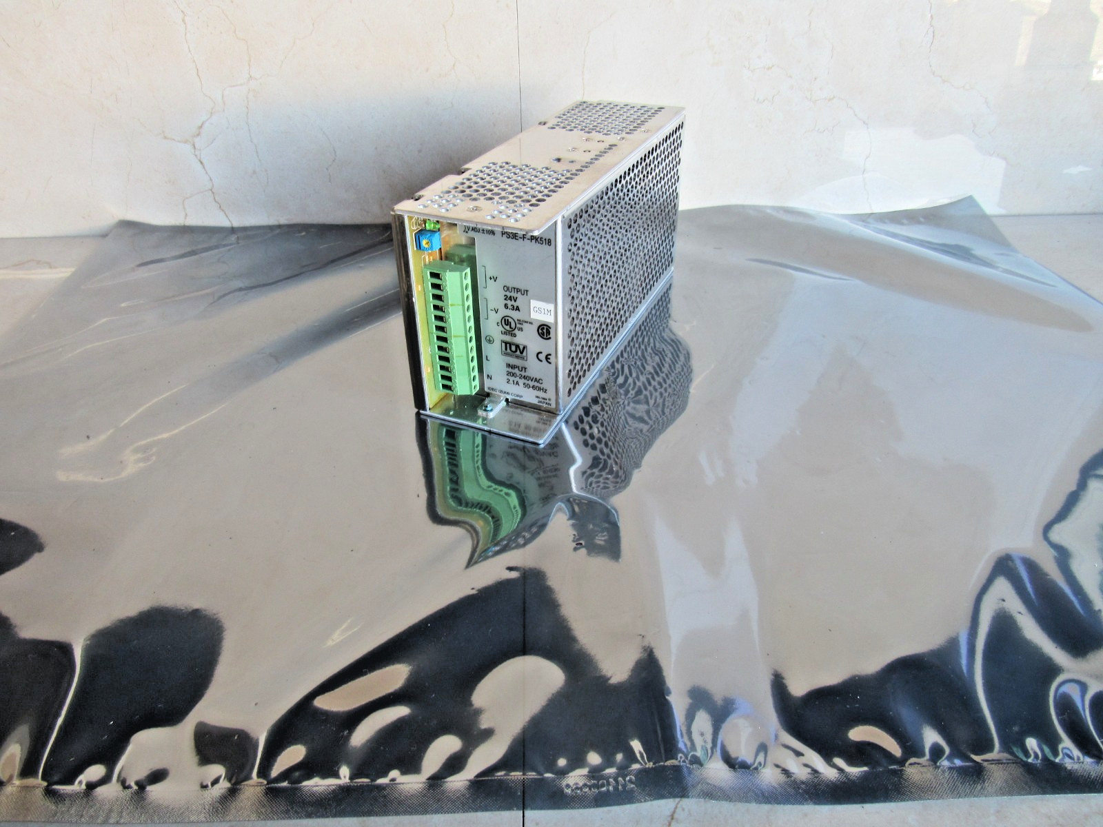 IDEC - Image 1