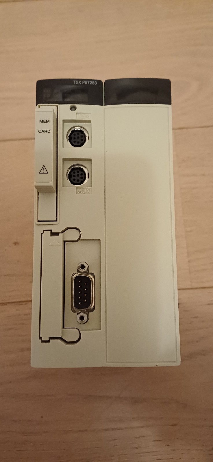 SCHNEIDER AUTOMATION - Image 1