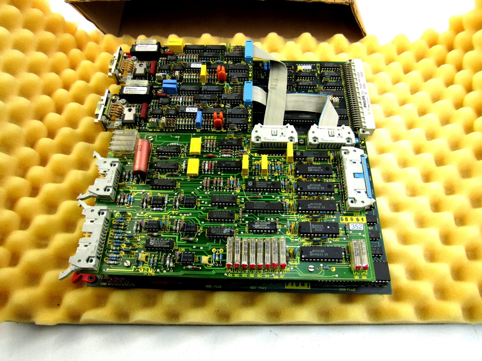 PHILIPS - Image 1
