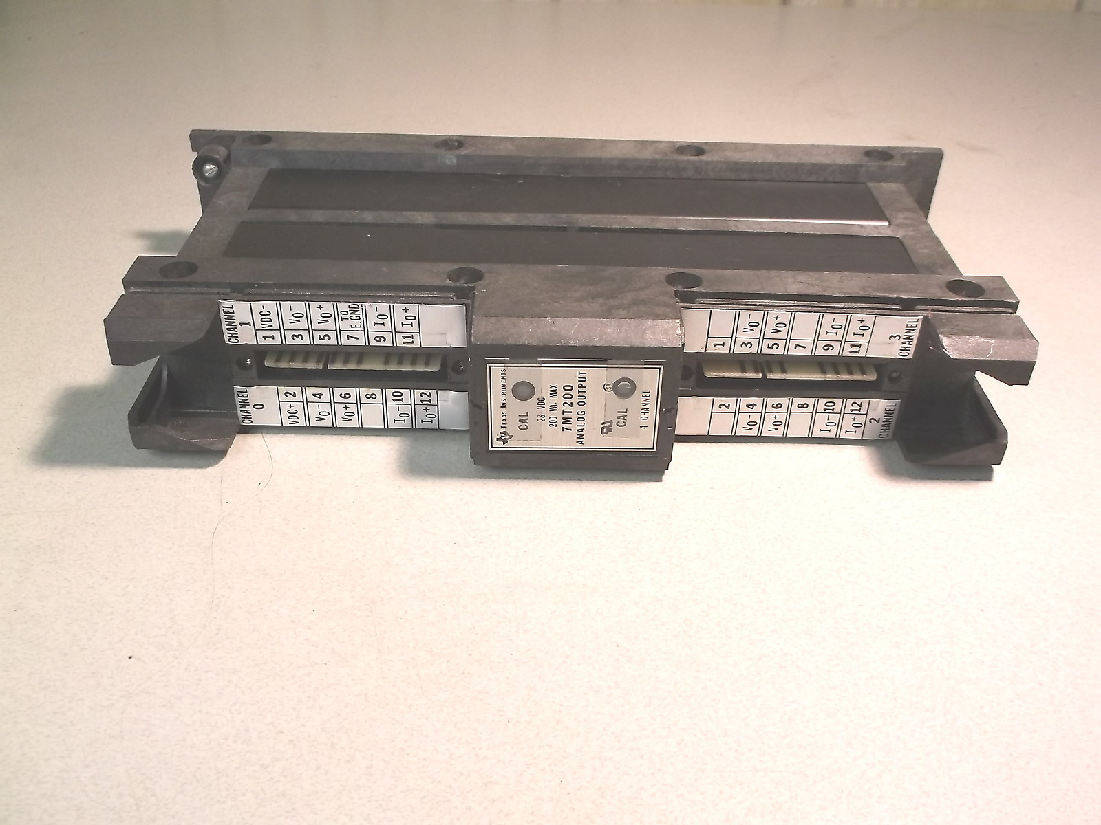 TEXAS INSTRUMENTS - Image 1