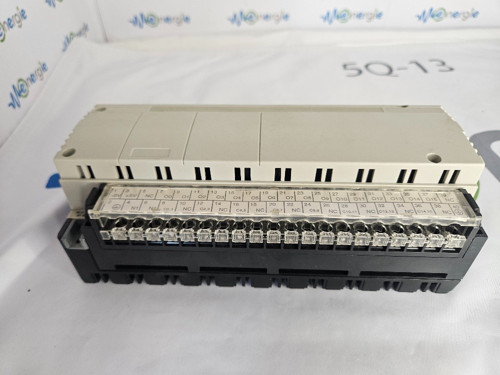 SCHNEIDER AUTOMATION - Image 1