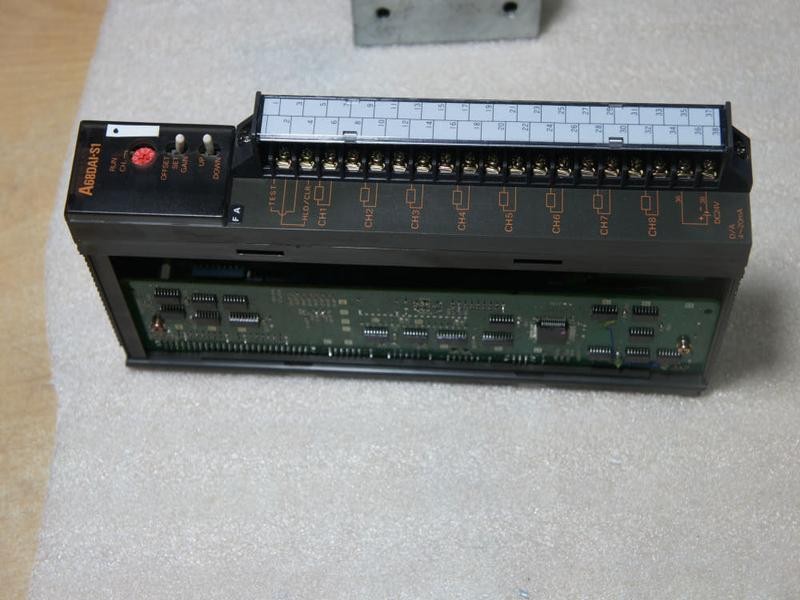 MITSUBISHI - Image 1