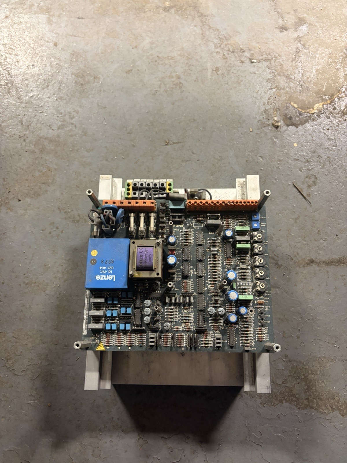 LENZE - Image 1
