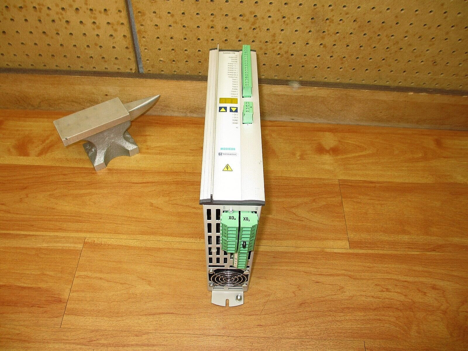 SCHNEIDER AUTOMATION - Image 1