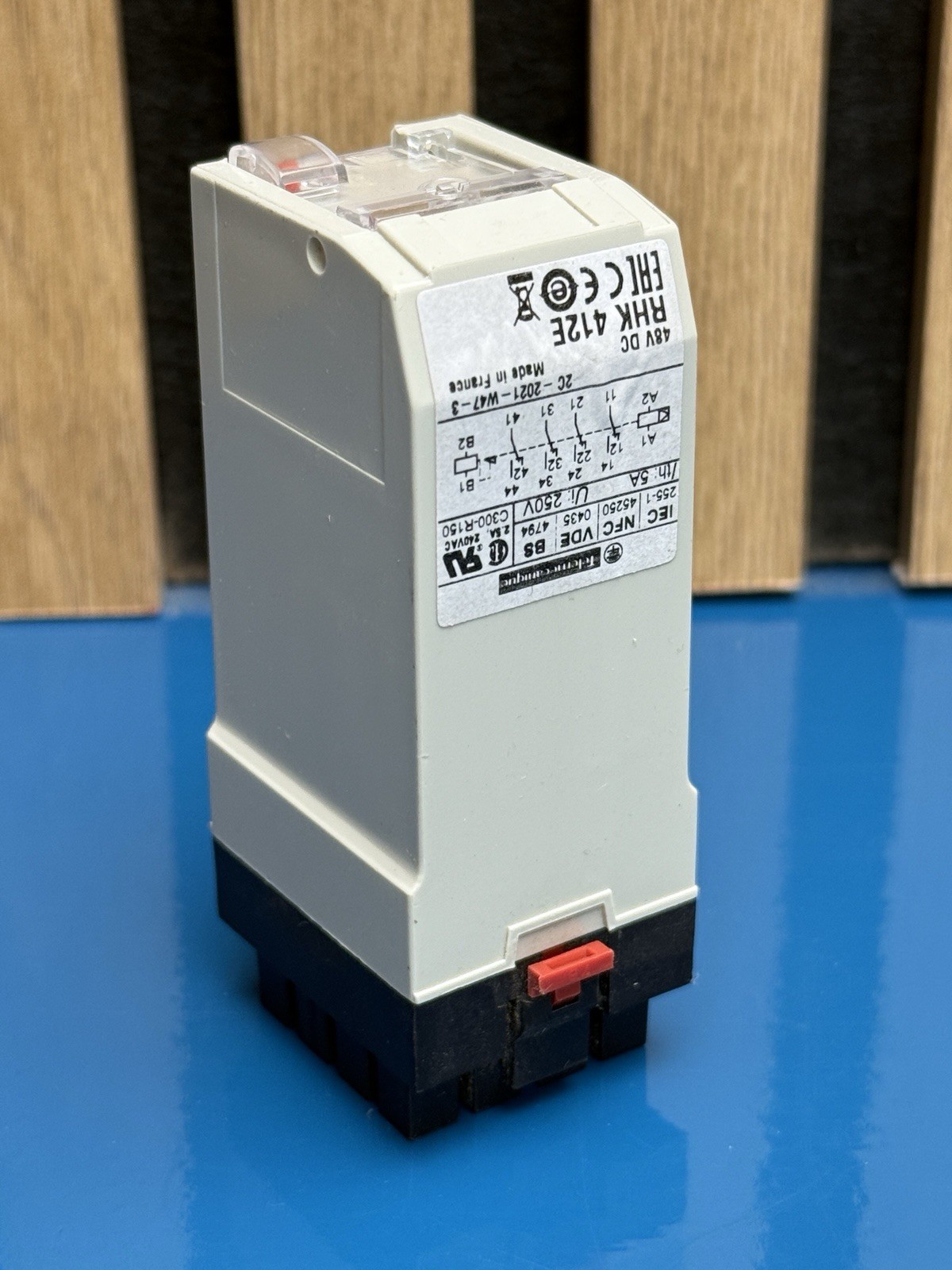 SCHNEIDER ELECTRIC - Image 1