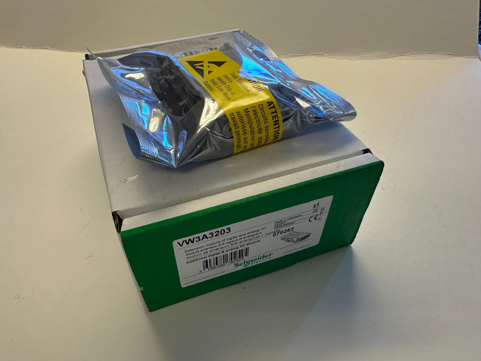 SCHNEIDER ELECTRIC - Image 1
