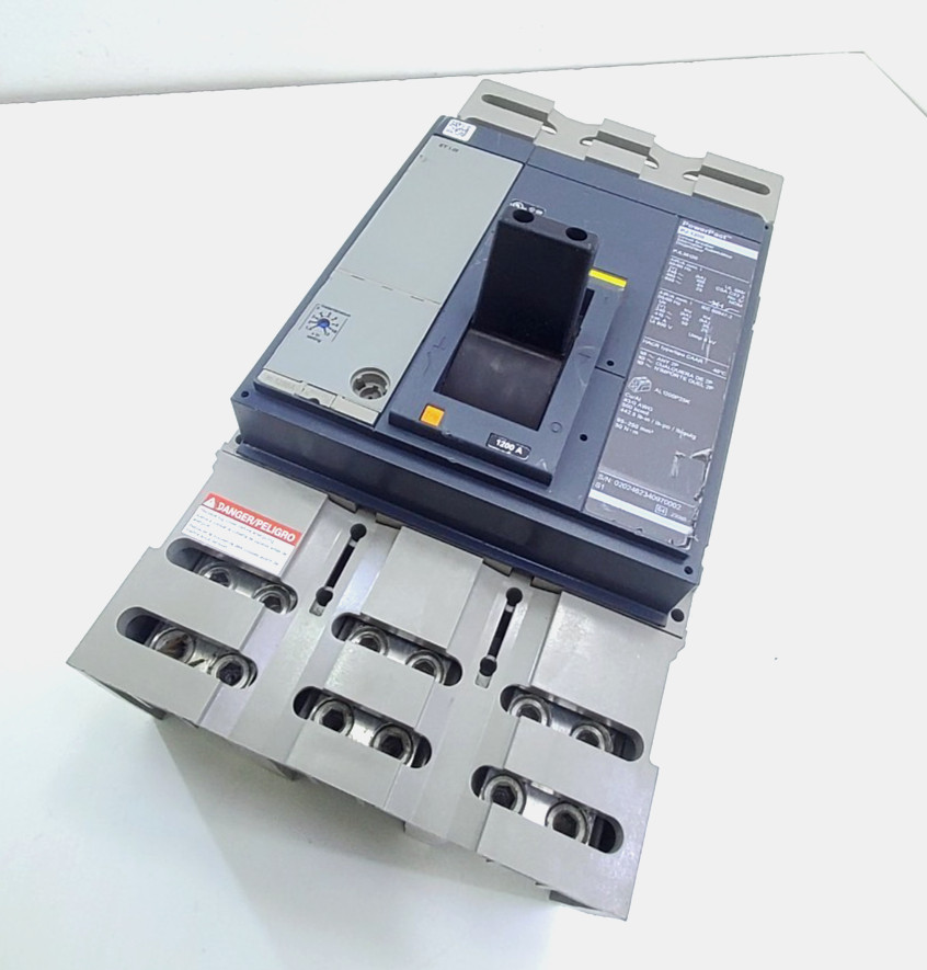 SCHNEIDER ELECTRIC - Image 1