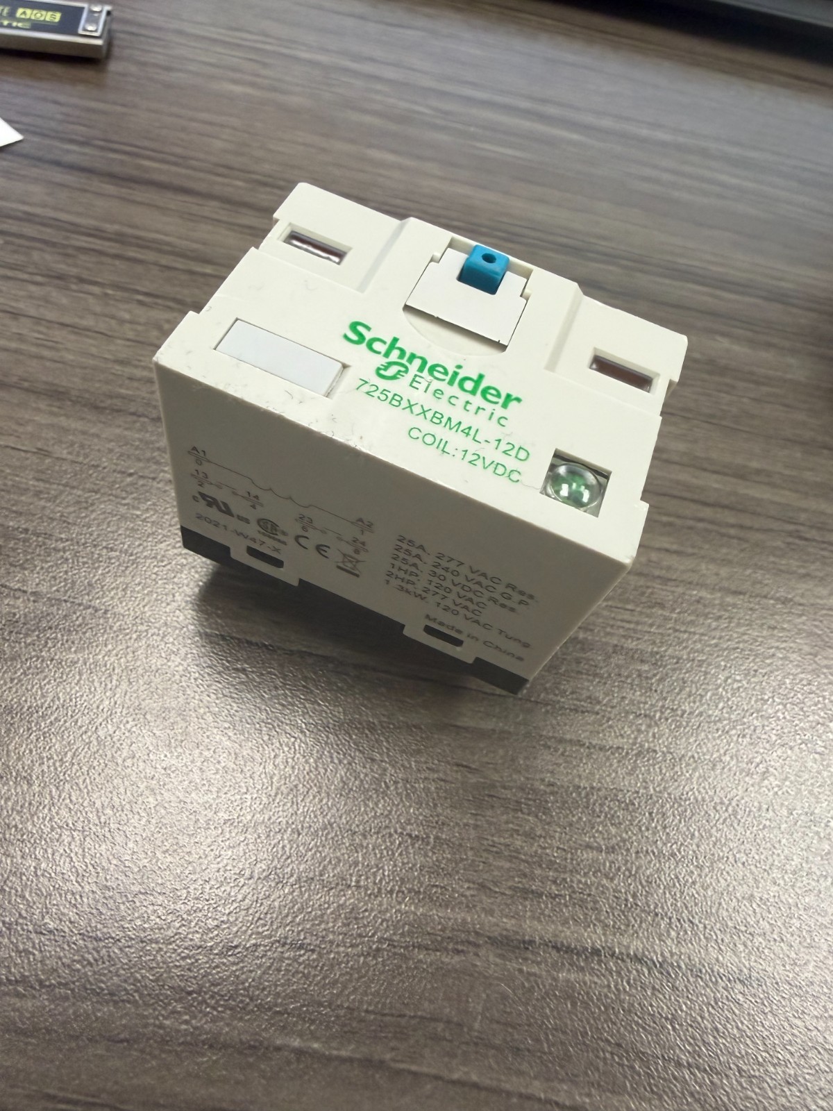 SCHNEIDER ELECTRIC - Image 1